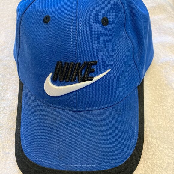 NIKE Blue and Black Nike Cap for Men or Women (Adjustable) - Picture 1 of 4